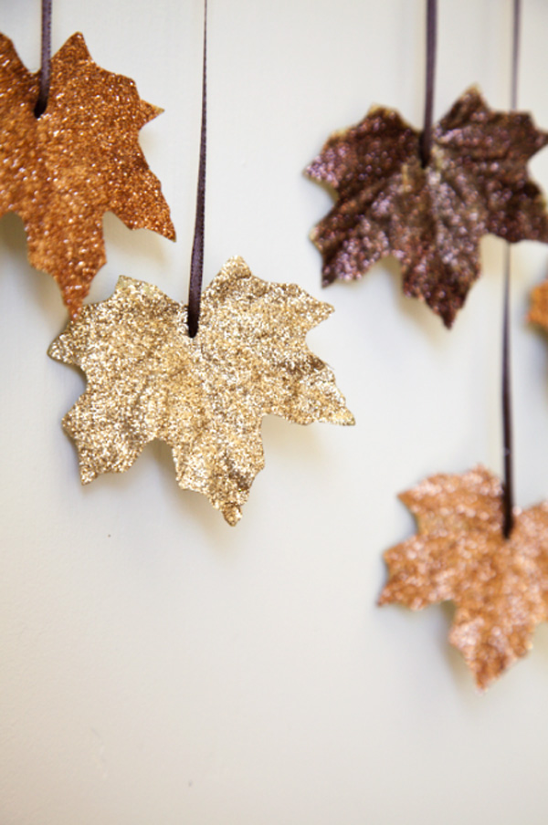 glitter-leaves