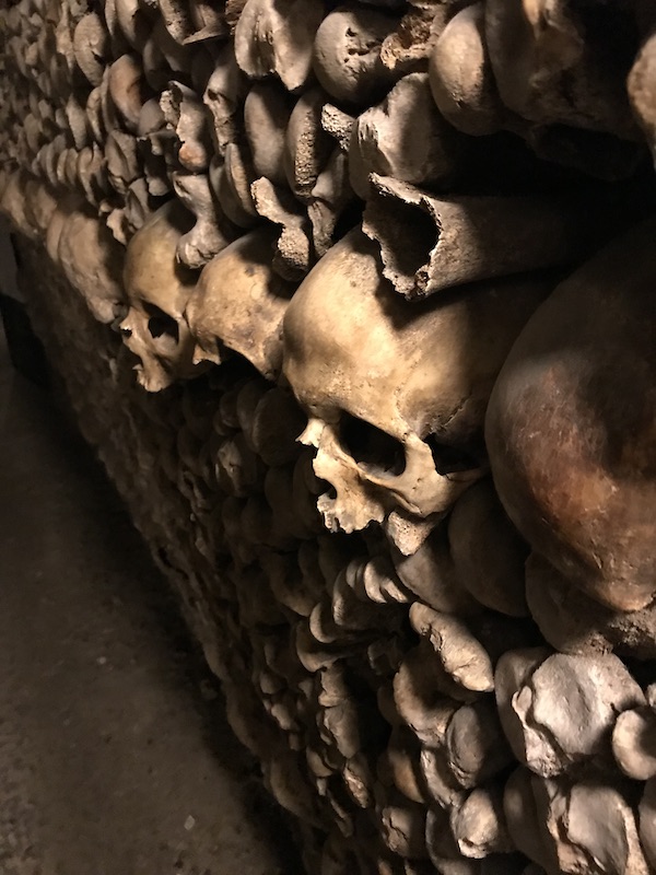 Les catacombs de Paris